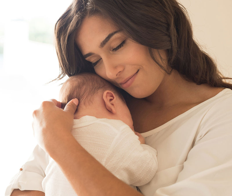How Moms Can Beat Postpartum Hair Loss with the Right Hair Care Routine